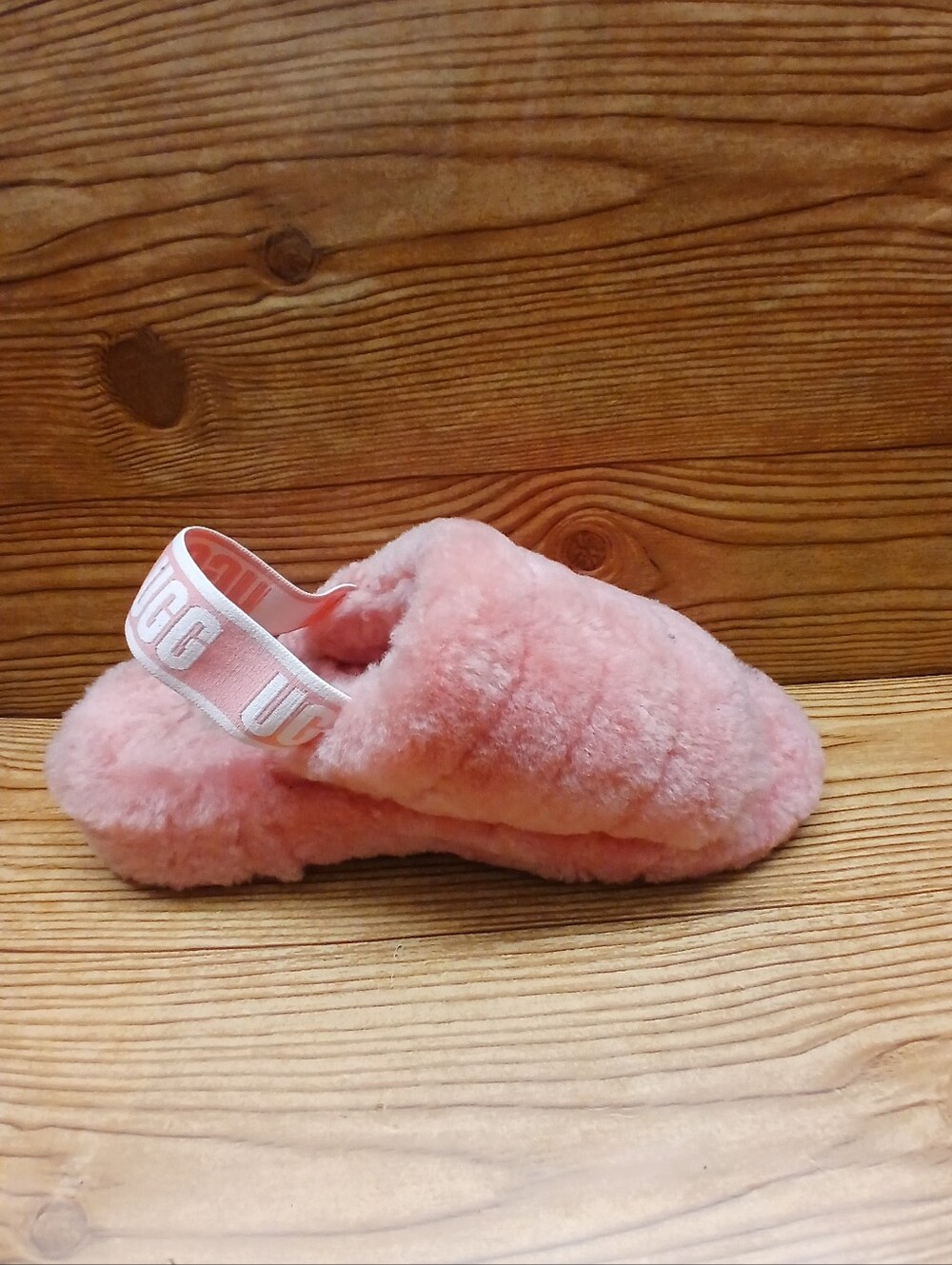 UGG Women's Fluff Slide Pink Shearling Slip-On